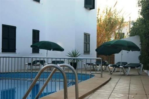 фото отеля Apartmentos California Menorca