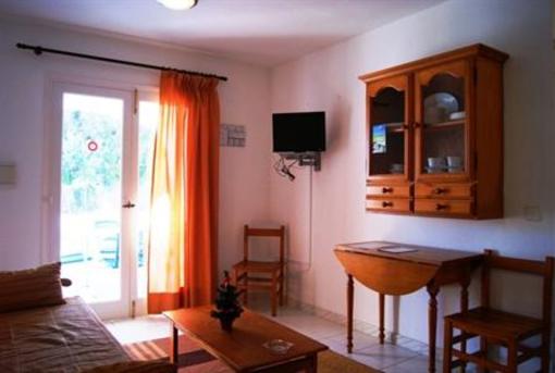 фото отеля Apartmentos California Menorca