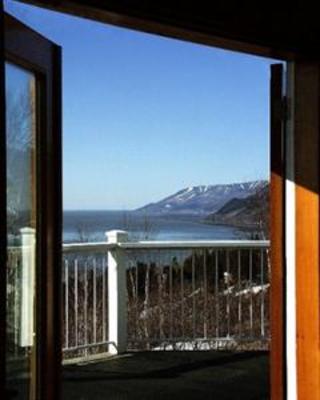фото отеля Auberge Cap Aux-Corbeaux