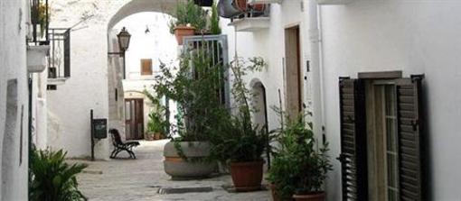 фото отеля Villaggio Vecchia Apartment Mottola