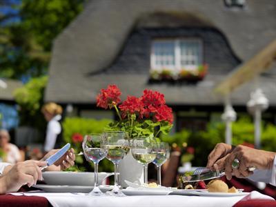 фото отеля Landhaus Carstens Hotel