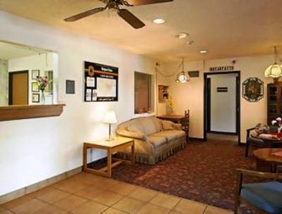 фото отеля Best Western Plantation Inn Mechanicsburg