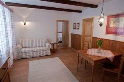 фото отеля Apartman Hotel Jitrava