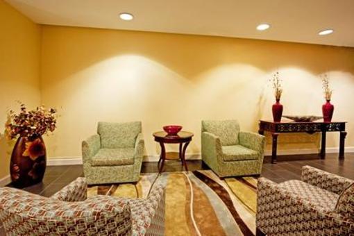 фото отеля Holiday Inn Express Braintree