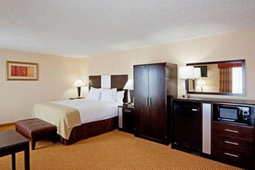 фото отеля Holiday Inn Express Braintree