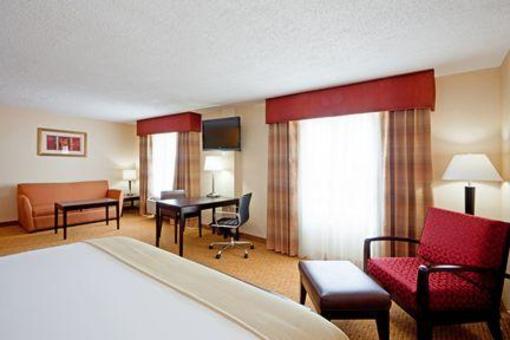 фото отеля Holiday Inn Express Braintree