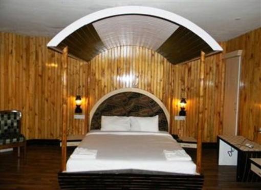 фото отеля Hotel Pleasant Stay