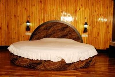 фото отеля Hotel Pleasant Stay