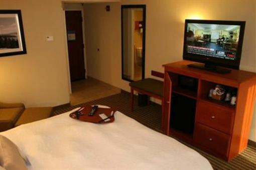 фото отеля Hampton Inn Wheeling