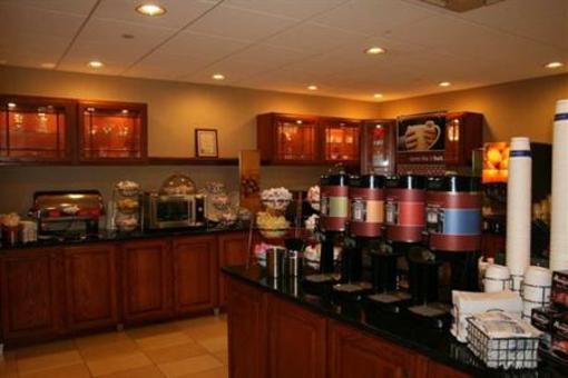 фото отеля Hampton Inn Wheeling