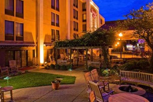фото отеля Hampton Inn Wheeling