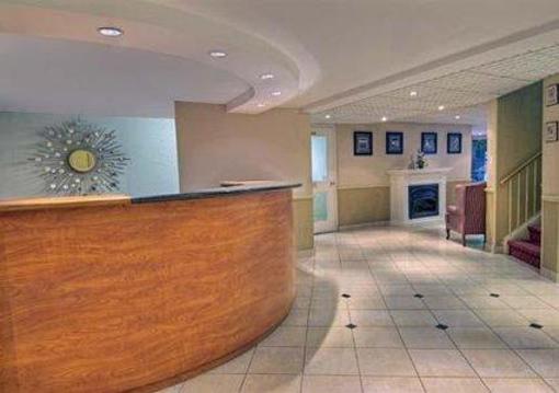 фото отеля Econo Lodge Orillia
