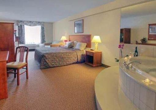 фото отеля Econo Lodge Orillia