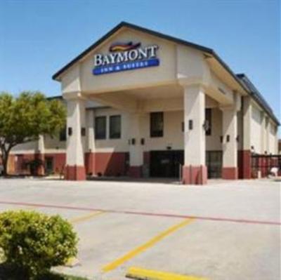 фото отеля Baymont Inn & Suites New Braunfels