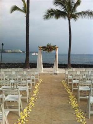 фото отеля King Kamehameha's Kona Beach Hotel