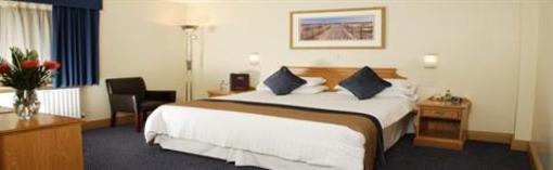 фото отеля Adelphi Portrush