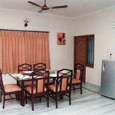 фото отеля At Home Serviced Apartments