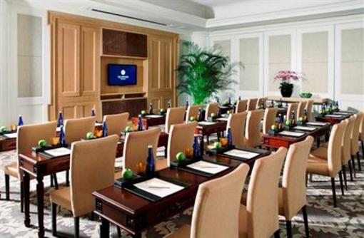фото отеля The Langham Shenzhen