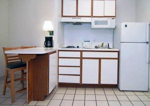 фото отеля Suburban Extended Stay Albuquerque