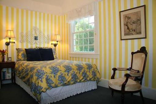 фото отеля Olallieberry Inn