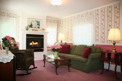 фото отеля Olallieberry Inn