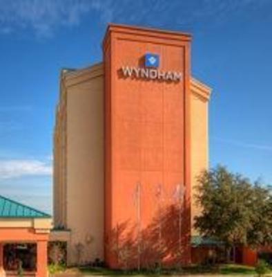 фото отеля Wingate Inn DFW North Irving