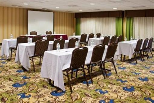 фото отеля Holiday Inn Express Meadville PA