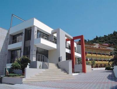 фото отеля Lagomandra Beach Hotel