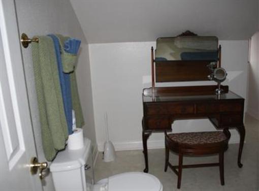 фото отеля Woodrow House Bed and Breakfast
