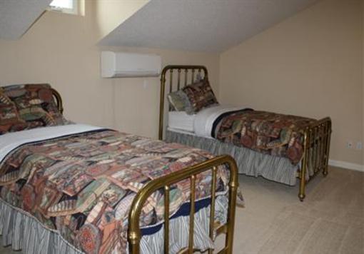 фото отеля Woodrow House Bed and Breakfast