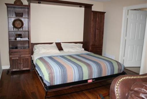 фото отеля Woodrow House Bed and Breakfast