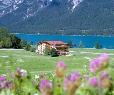 фото отеля Bergland Gasthof Hotel Pertisau