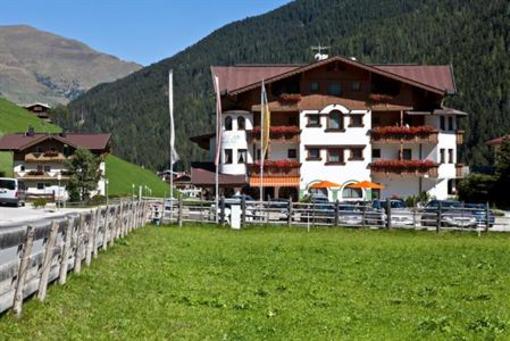фото отеля Hotel Zum Grunen Tor