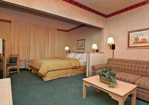 фото отеля Comfort Suites Peoria Sports Complex
