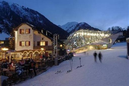 фото отеля Schlosshotel Bergschlossl Sankt Anton am Arlberg