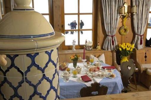 фото отеля Schlosshotel Bergschlossl Sankt Anton am Arlberg