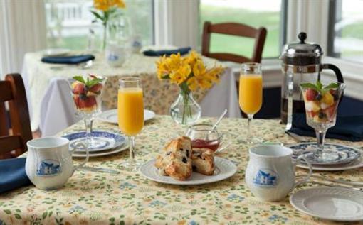 фото отеля Brewster House Bed & Breakfast