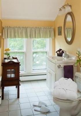 фото отеля Brewster House Bed & Breakfast