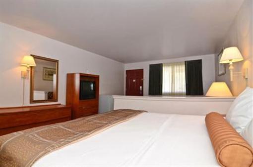 фото отеля BEST WESTERN Sky Way Inn & Suites