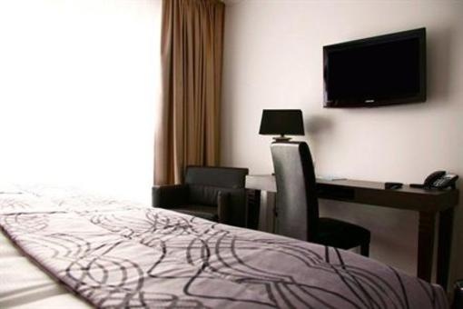 фото отеля Racket Inn Sporthotel