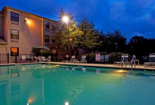 фото отеля Holiday Inn Express - Ocala Midtown Medical - US 441