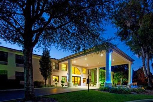 фото отеля Holiday Inn Express - Ocala Midtown Medical - US 441