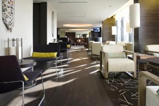фото отеля Crowne Plaza Hotel Changi Airport