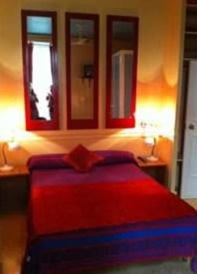 фото отеля Hostal La Fontana