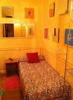 фото отеля Hostal La Fontana