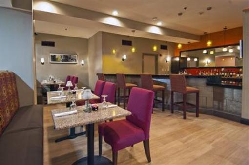 фото отеля Holiday Inn Opelousas