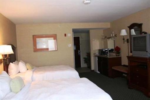 фото отеля Hampton Inn Brattleboro