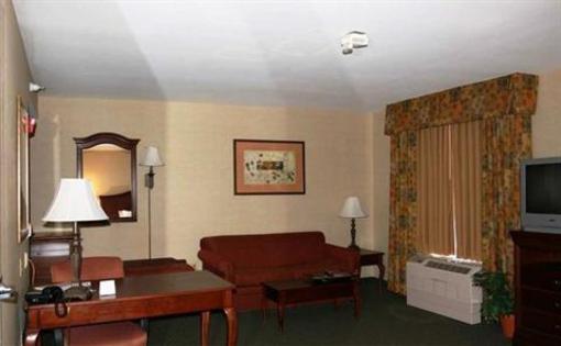 фото отеля Hampton Inn Brattleboro