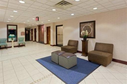 фото отеля Holiday Inn Express Hotel & Suites South Charleston
