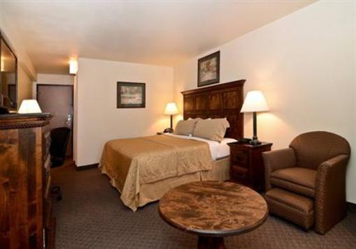 фото отеля BEST WESTERN Brighton Inn
